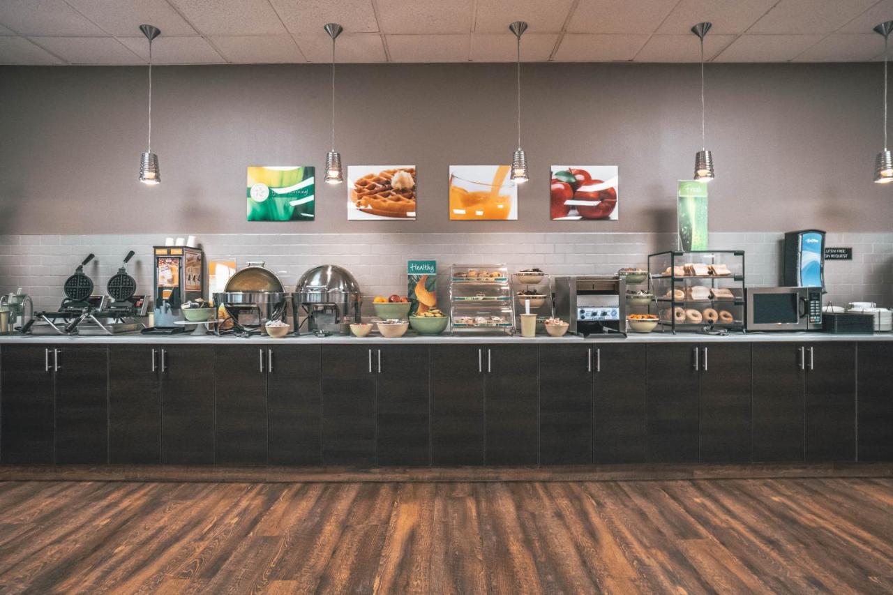 Quality Inn & Suites Saskatoon Eksteriør bilde